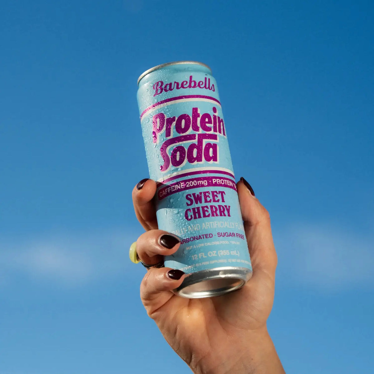 Barebells Protein Soda | Bebida Proteica con Cafeína 200 mg | 12 Latas de 355 ml | Sabor Sweet Cherry